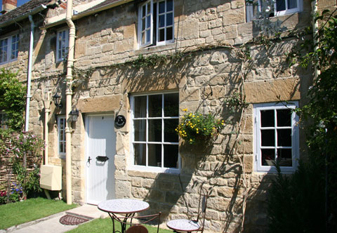 The Honeypot outside