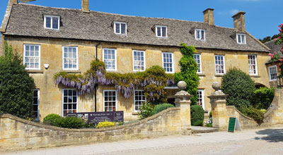 Art & Antiques Shops in Broadway