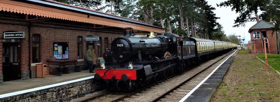 Broadway Train Railway Station